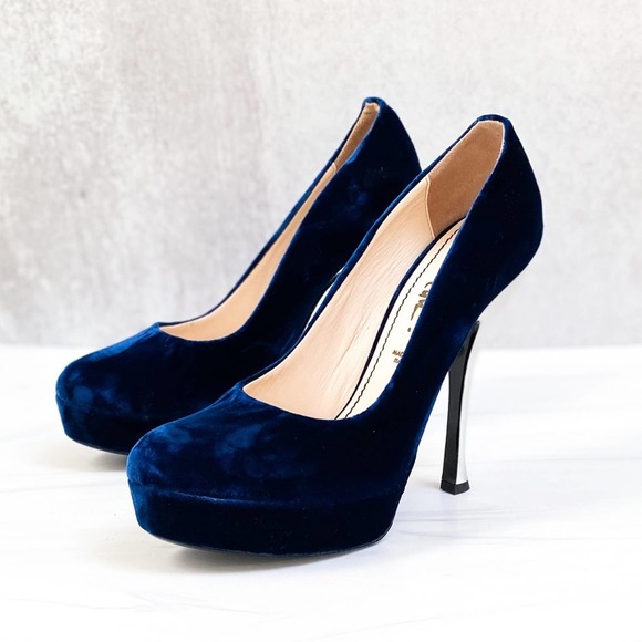 Jerome C Rousseau Shoes - JEROME C ROUSSEAU Blue Velvet Platform Pumps Size 39